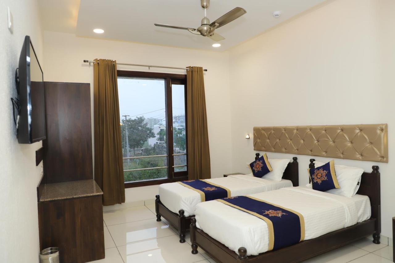 Clover Inn Udaipur Kültér fotó